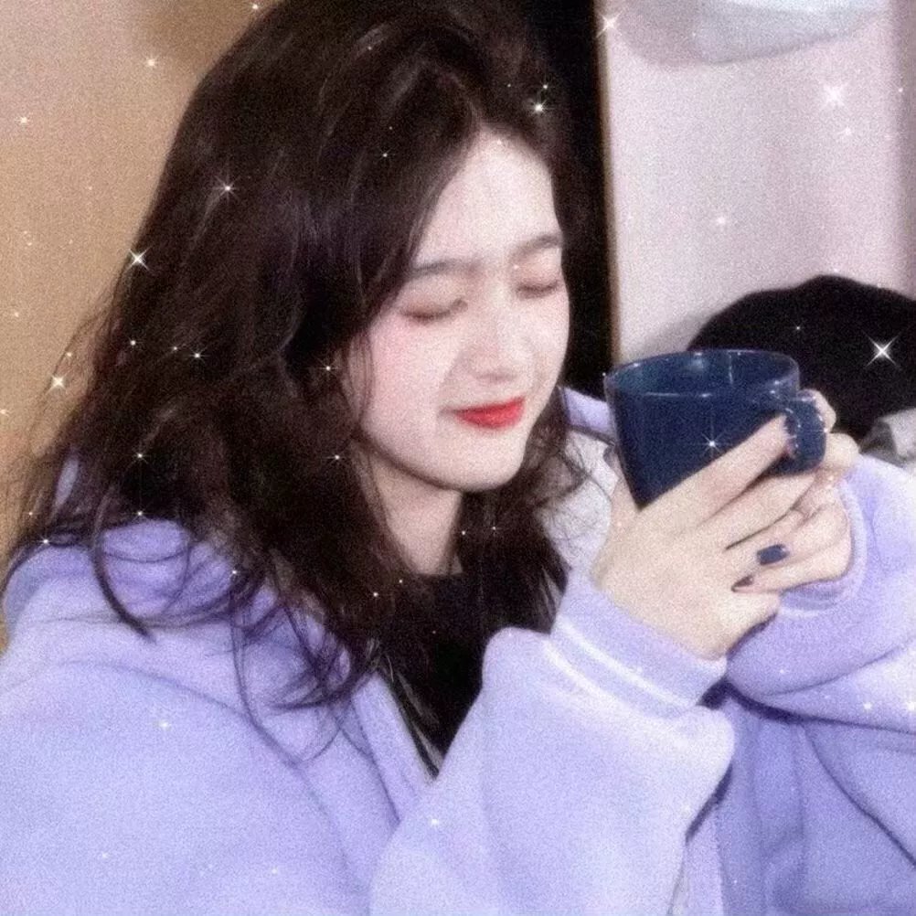 小小作精当团宠爹爹当成胚胎哄